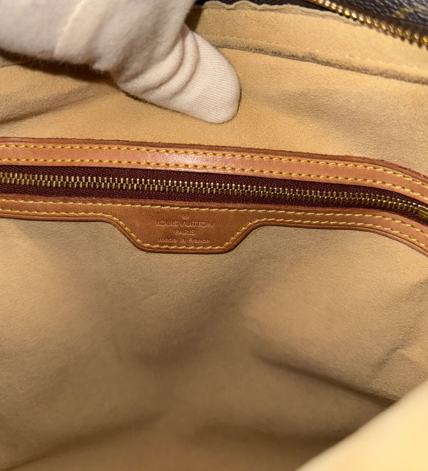 LOUIS VUITTON LOOPING GM