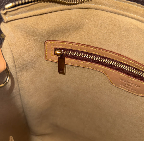 LOUIS VUITTON LOOPING GM