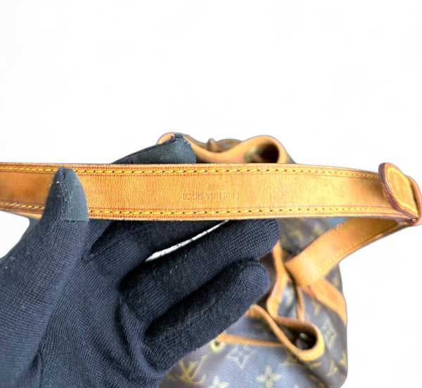 LOUIS VUITTON NOÈ PETIT