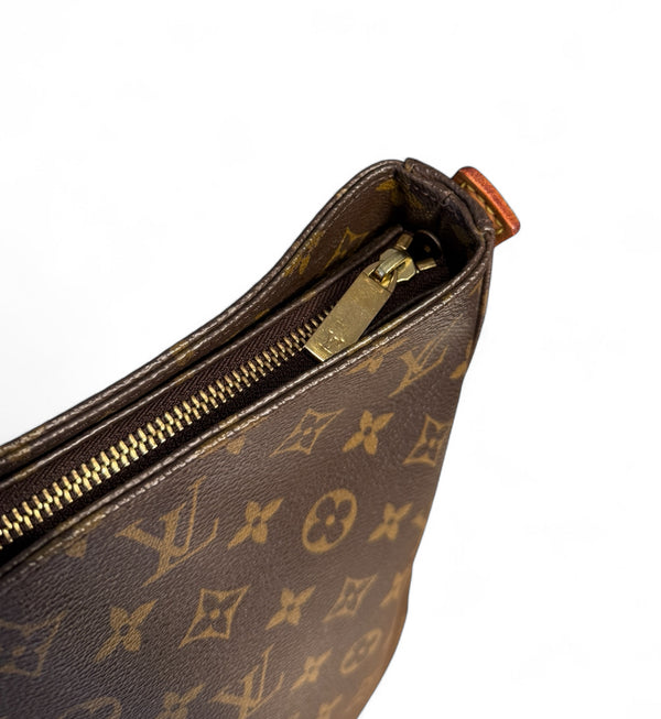 LOUIS VUITTON LOOPING GM