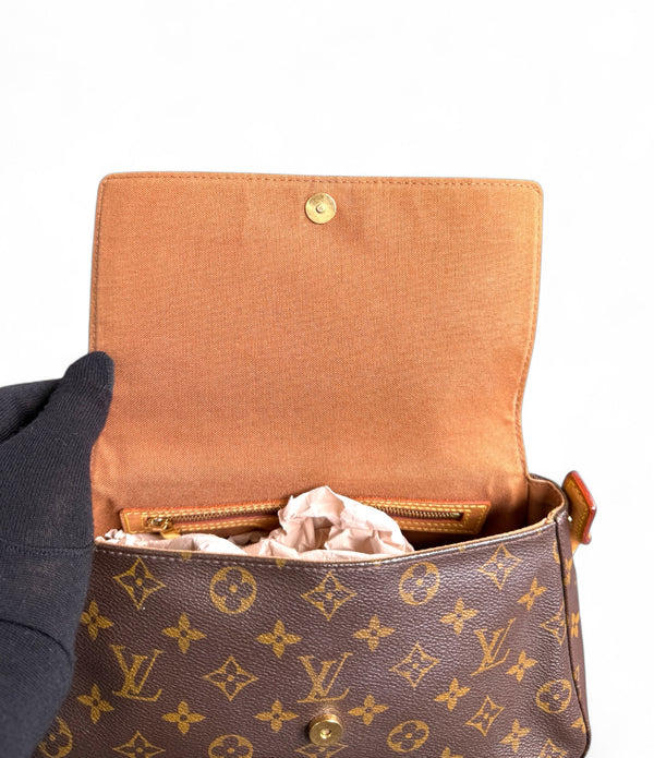 LOUIS VUITTON LOOPING PM