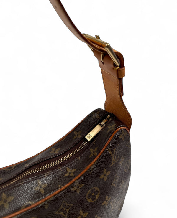 LOUIS VUITTON CROISSANT GM