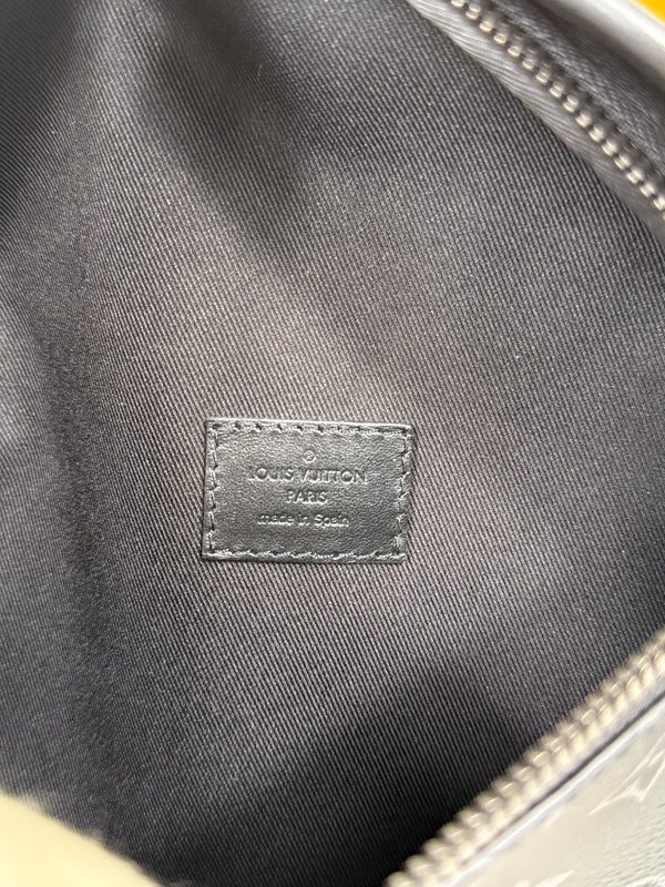 LOUIS VUITTON BUMBAG MONOGRAM ECLIPSE