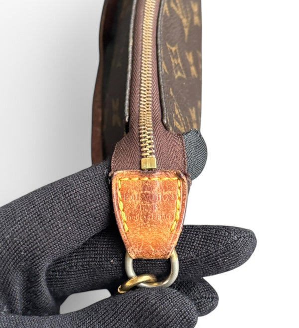 LOUIS VUITTON POCHETTE ACCESSORIES