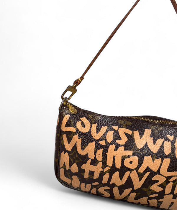 LOUIS VUITTON POCHETTE ACCESSORIES GRAFITTI