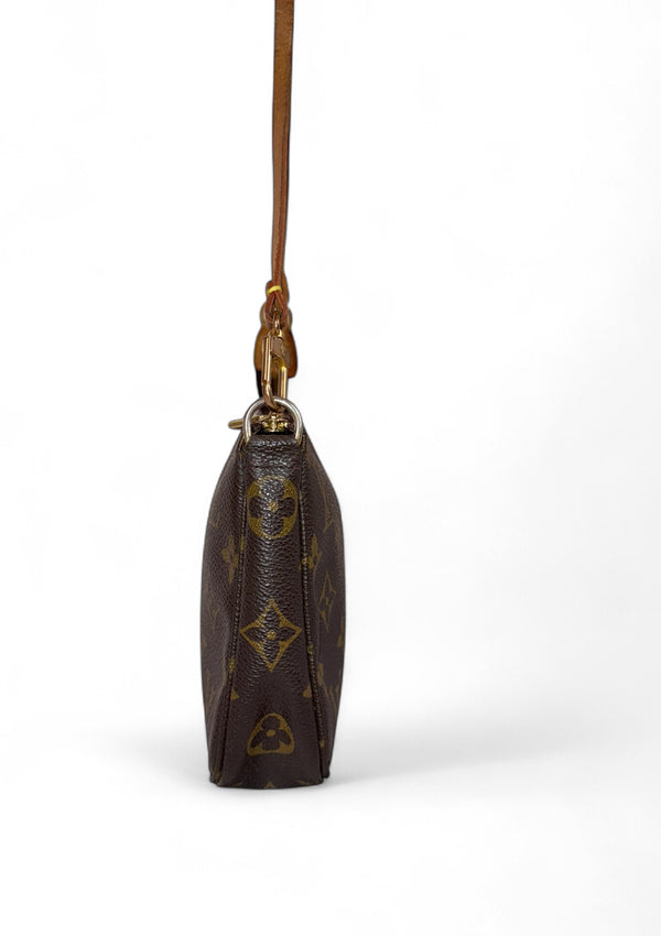 LOUIS VUITTON POCHETTE ACCESSORIES