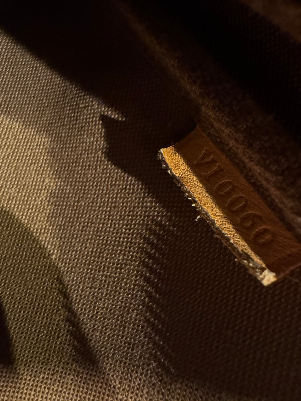 LOUIS VUITTON POCHETTE ACCESSORIES