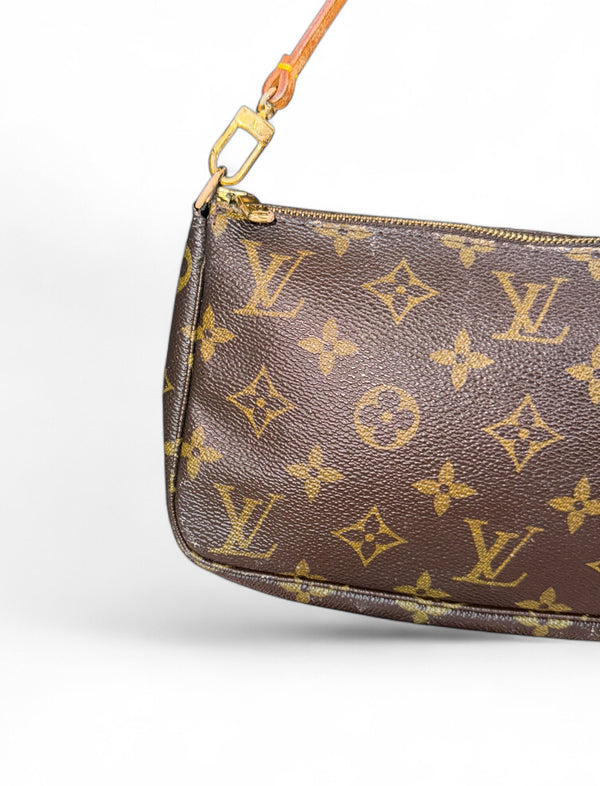 LOUIS VUITTON POCHETTE ACCESSORIES
