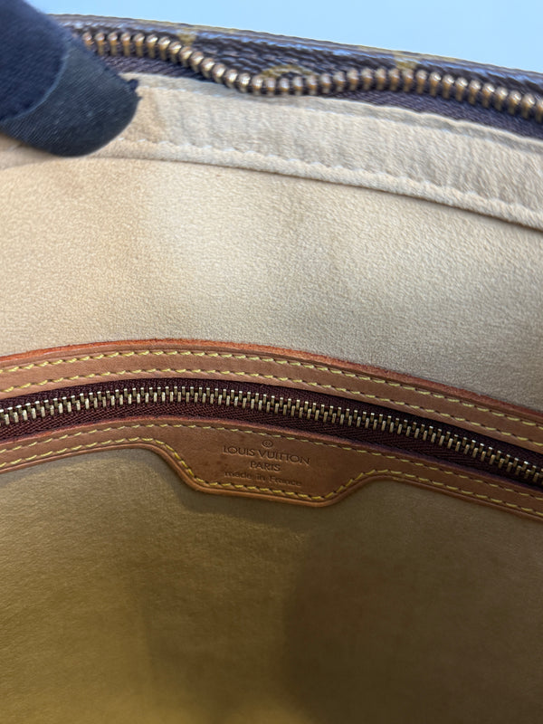 LOUIS VUITTON LOOPING GM