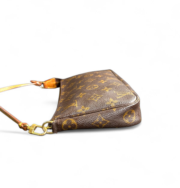 LOUIS VUITTON POCHETTE ACCESSORIES