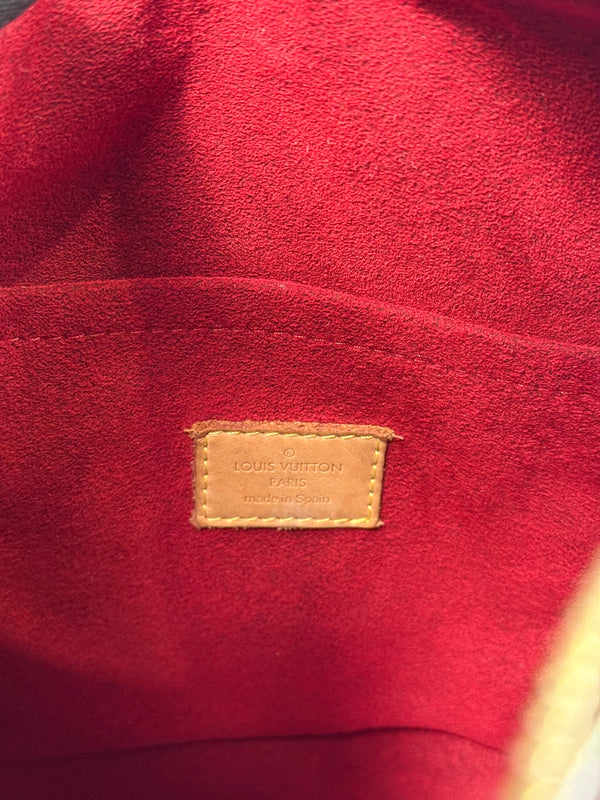 LOUIS VUITTON CROISSANT GM