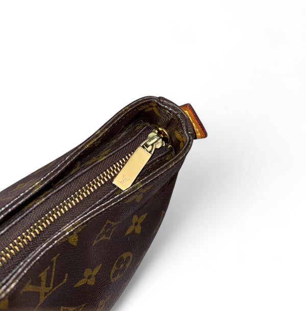 LOUIS VUITTON LOOPING GM