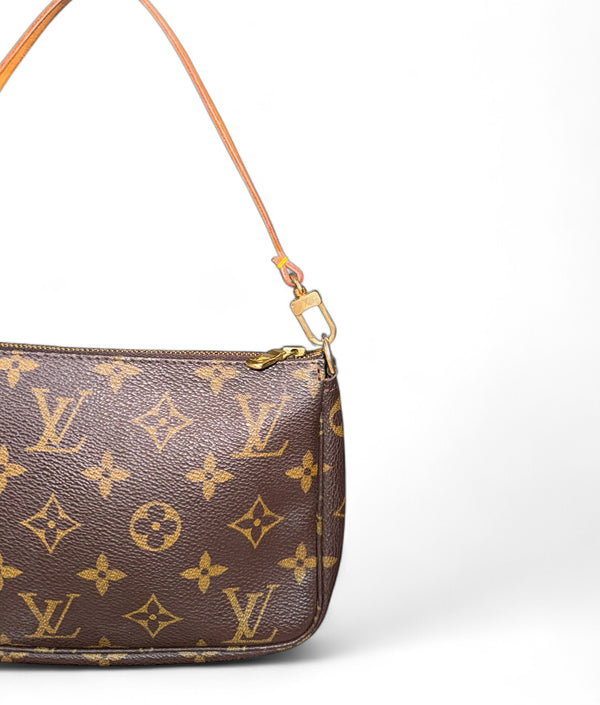 LOUIS VUITTON POCHETTE ACCESSORIES