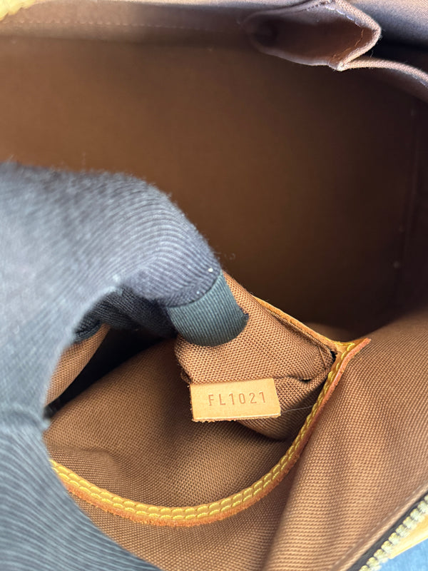 LOUIS VUITTON ALMA PM