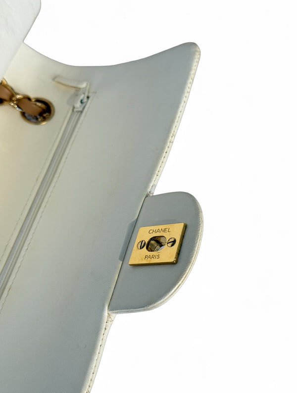 CHANEL MATELASSE DOUBLE FLAP LAMBSKIN MEDIUM