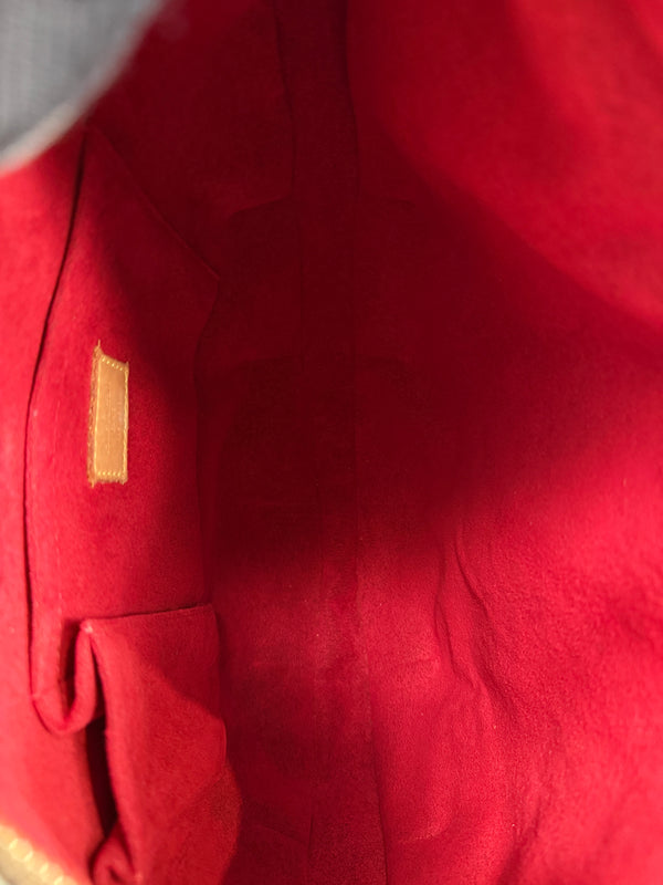 LOUIS VUITTON CROISSANT GM