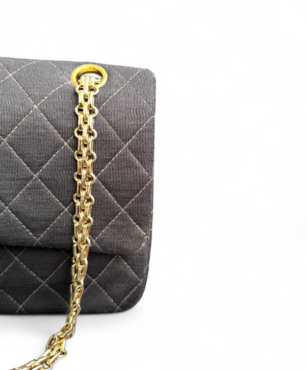 CHANEL CLASSIC MEDIUM DOUBLE FLAP