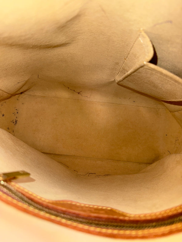 LOUIS VUITTON LOOPING GM