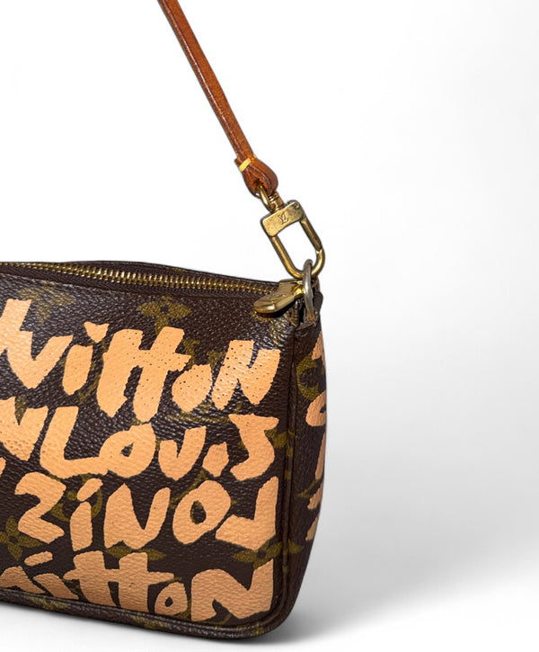 LOUIS VUITTON POCHETTE ACCESSORIES GRAFITTI