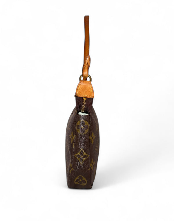 LOUIS VUITTON POCHETTE ACCESSORIES