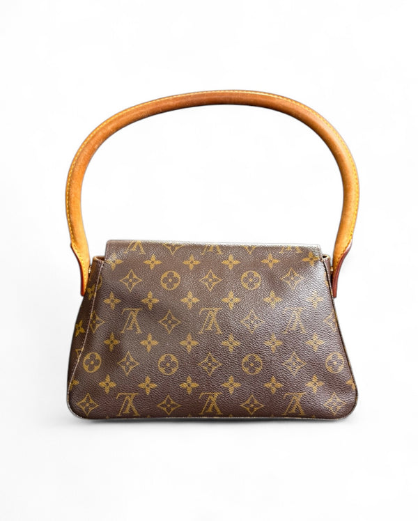 LOUIS VUITTON LOOPING PM