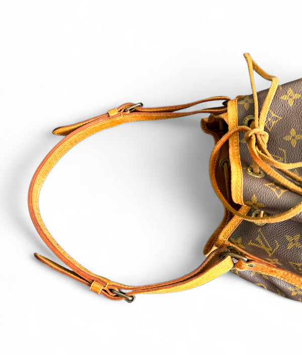 LOUIS VUITTON NOÈ PETIT