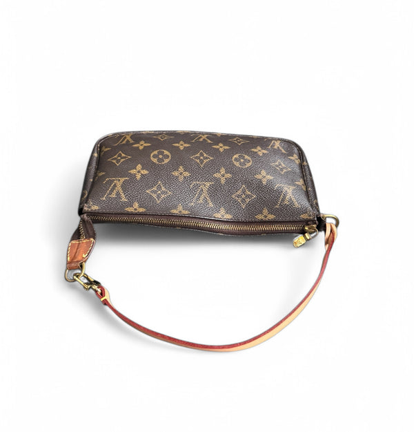 LOUIS VUITTON POCHETTE ACCESSORIES