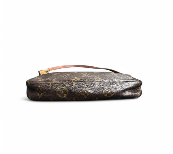 LOUIS VUITTON POCHETTE ACCESSORIES