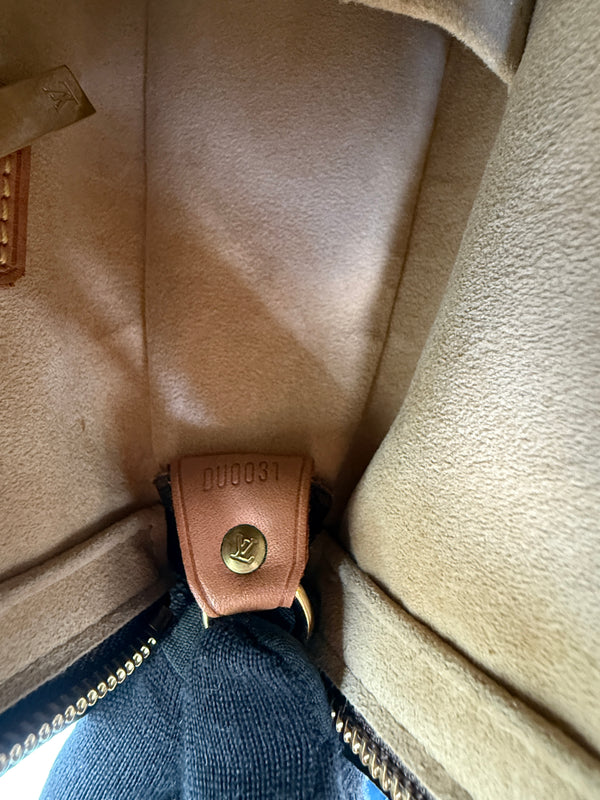 LOUIS VUITTON LOOPING GM