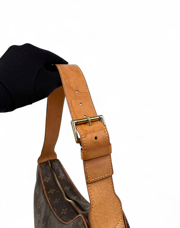 LOUIS VUITTON CROISSANT GM