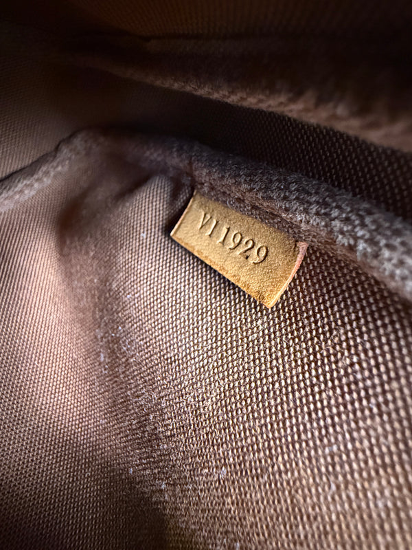 LOUIS VUITTON POCHETTE ACCESSORIES