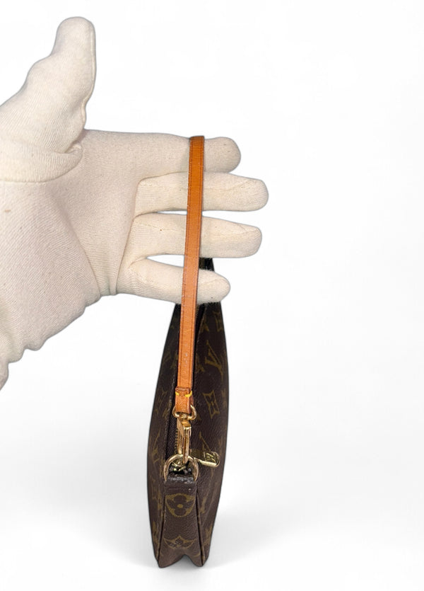 LOUIS VUITTON POCHETTE ACCESSORIES