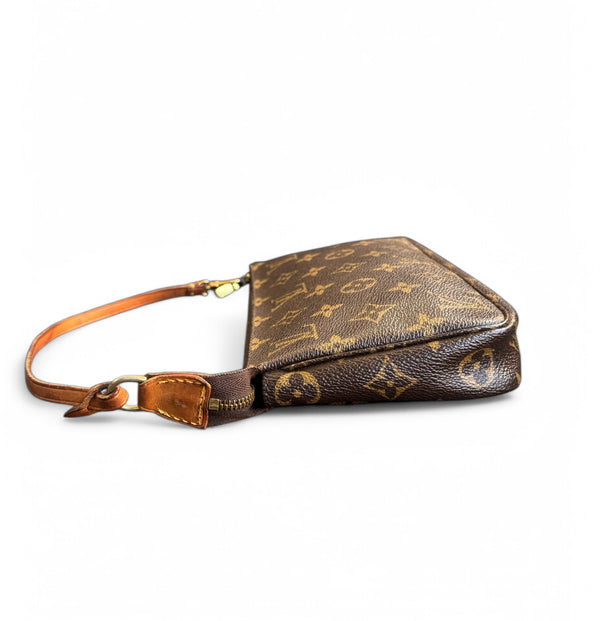 LOUIS VUITTON POCHETTE ACCESSORIES