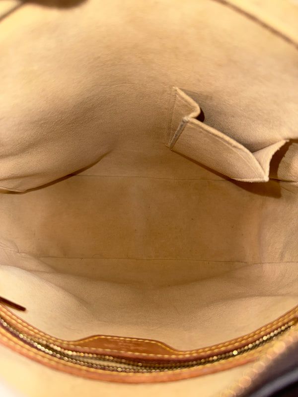 LOUIS VUITTON LOOPING GM