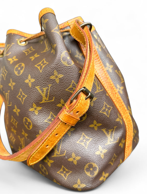 LOUIS VUITTON NOÈ PETIT