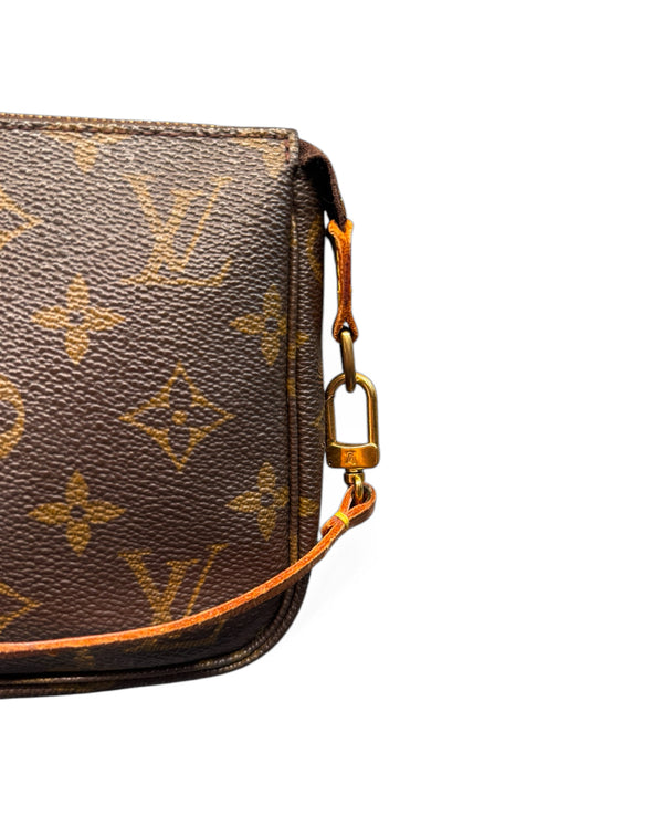 LOUIS VUITTON POCHETTE ACCESSORIES