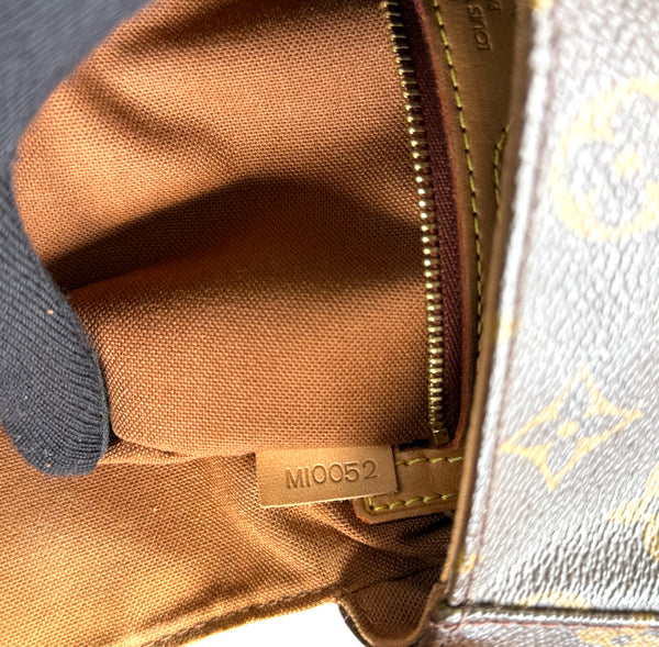 LOUIS VUITTON LOOPING PM