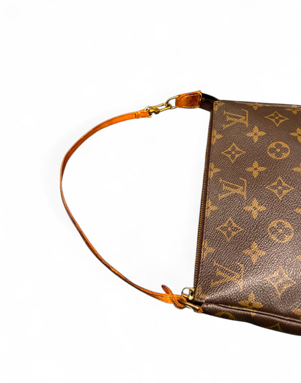 LOUIS VUITTON POCHETTE ACCESSORIES