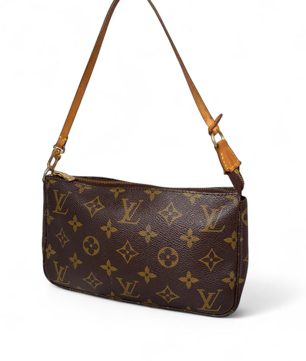 LOUIS VUITTON POCHETTE ACCESSORIES
