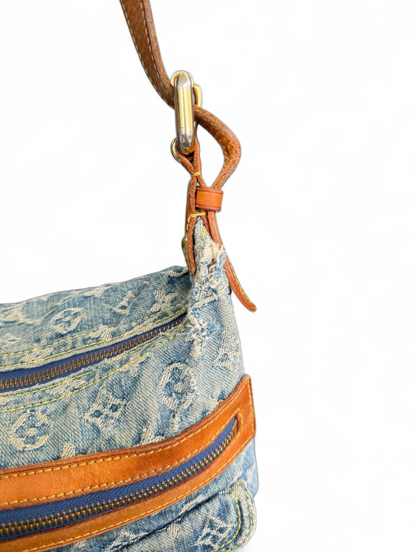 LOUIS VUITTON DENIM BAGGY PM