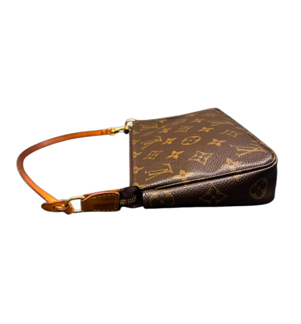 LOUIS VUITTON POCHETTE ACCESSORIES