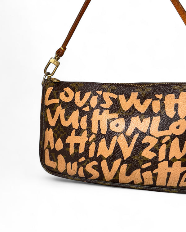 LOUIS VUITTON POCHETTE ACCESSORIES GRAFITTI