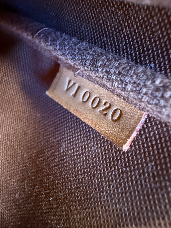 LOUIS VUITTON POCHETTE ACCESSORIES