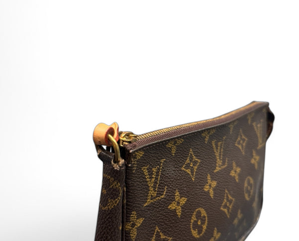 LOUIS VUITTON POCHETTE ACCESSORIES