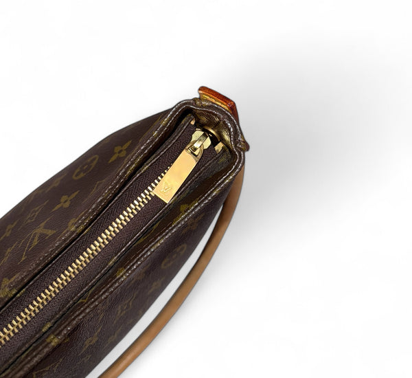 LOUIS VUITTON LOOPING GM