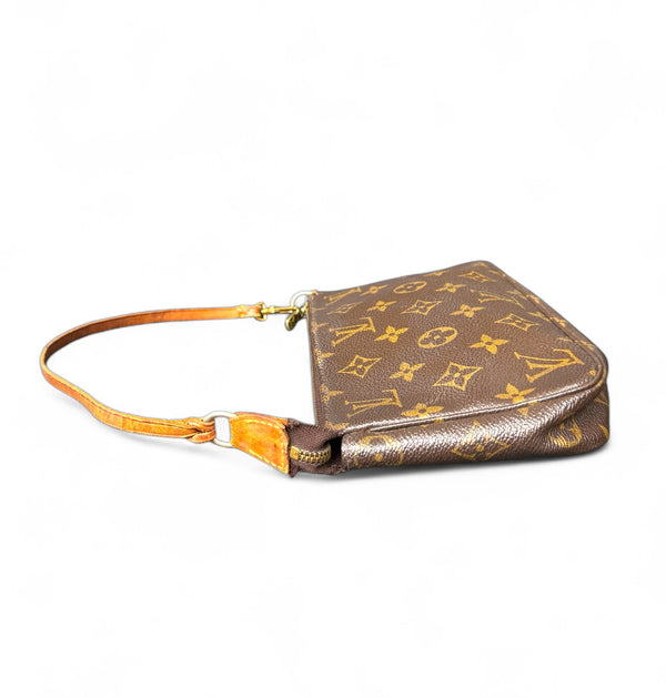 LOUIS VUITTON POCHETTE ACCESSORIES
