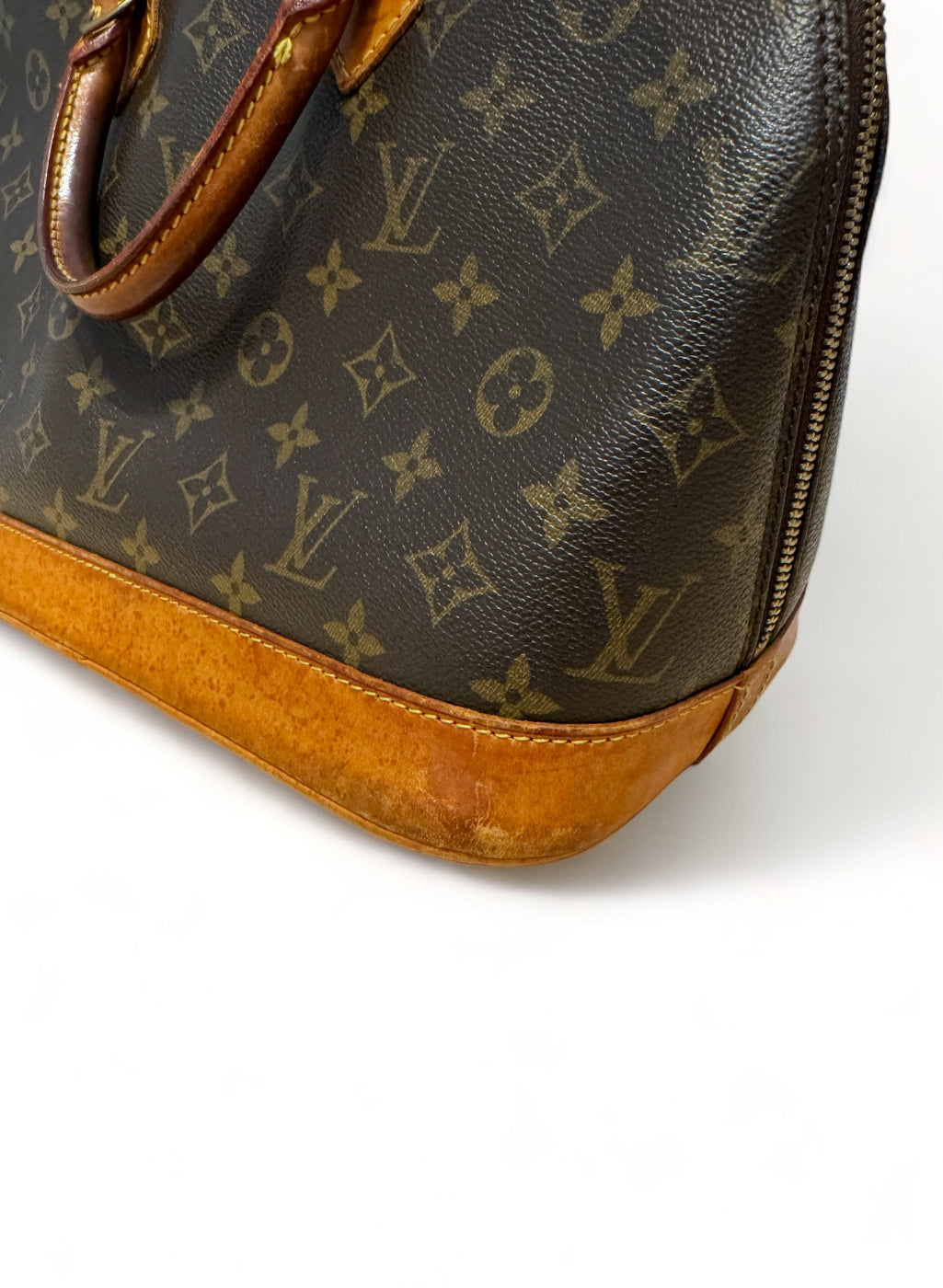 Louis Vuitton Alma PM Bag