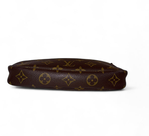 LOUIS VUITTON POCHETTE ACCESSORIES
