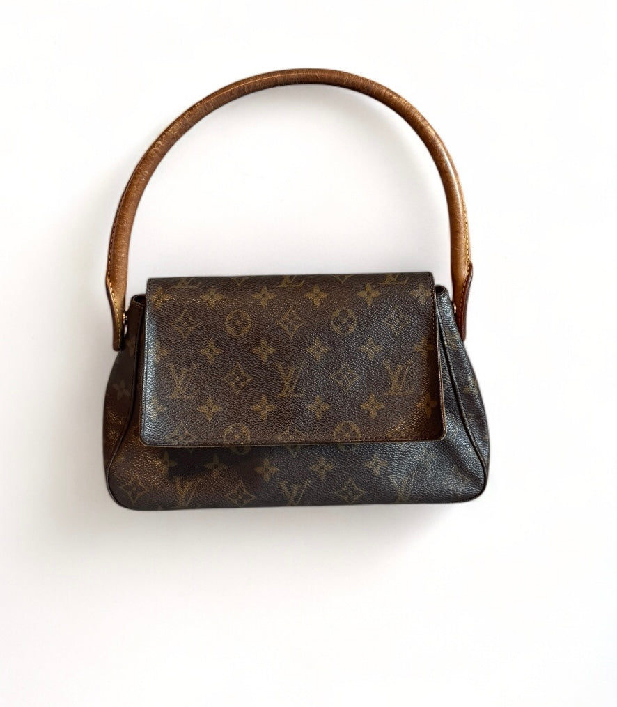 LOUIS VUITTON LOOPING PM BAG