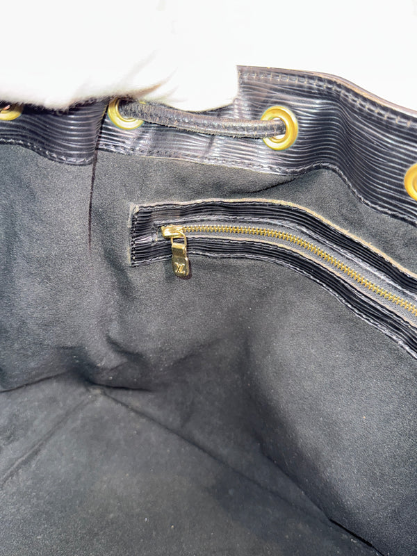 LOUIS VUITTON NOÉ PETIT EPI LEATHER
